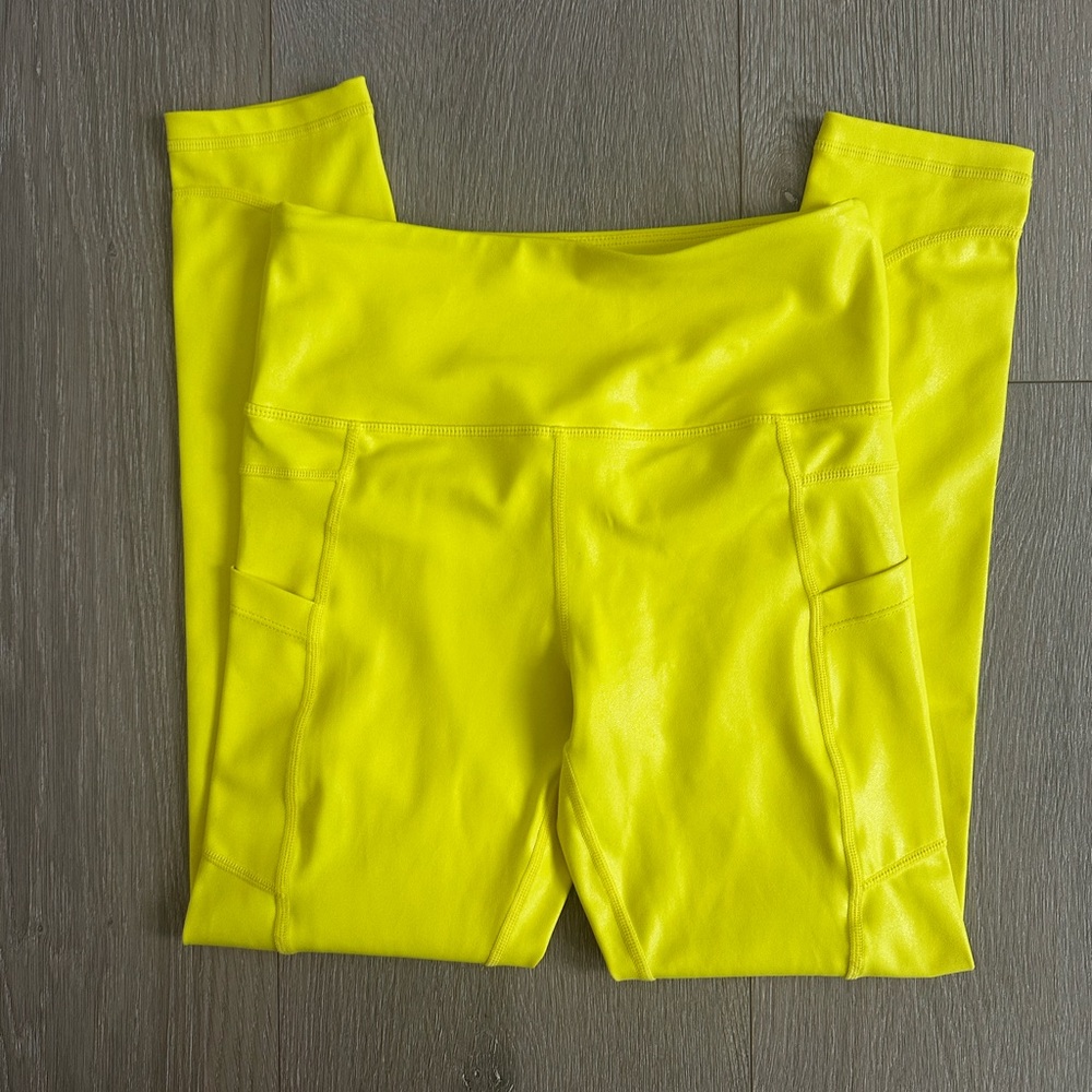 Zyia LNT ๐ metallic 7/8 leggings - Picture 3 of 5